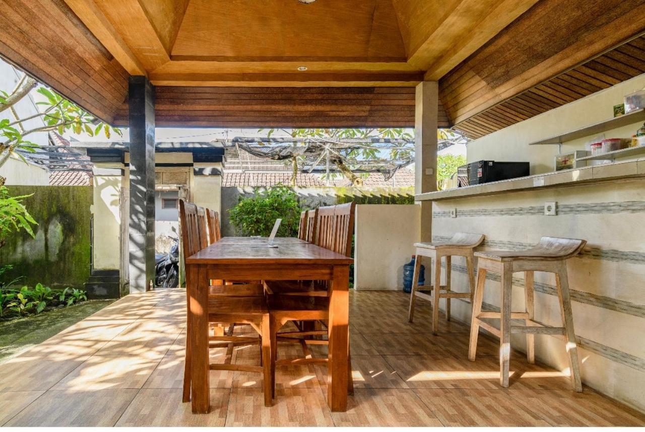 Pondok Chesia Homestay Canggu  Luaran gambar